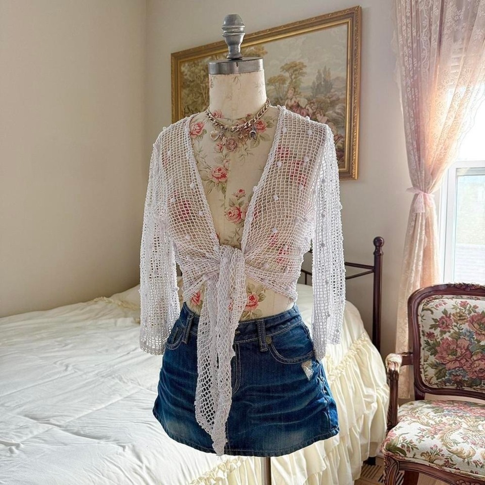 white crochet tie top  Y2K white crochet cardigan Maxima size small